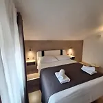 Lu Zara