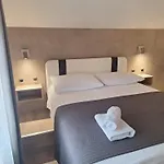 Lu Zara