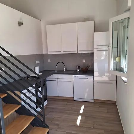 Lu Apartman