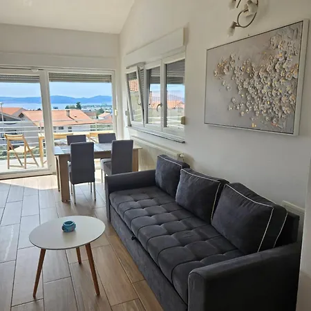 Lu Apartman