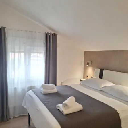 Lu Apartman